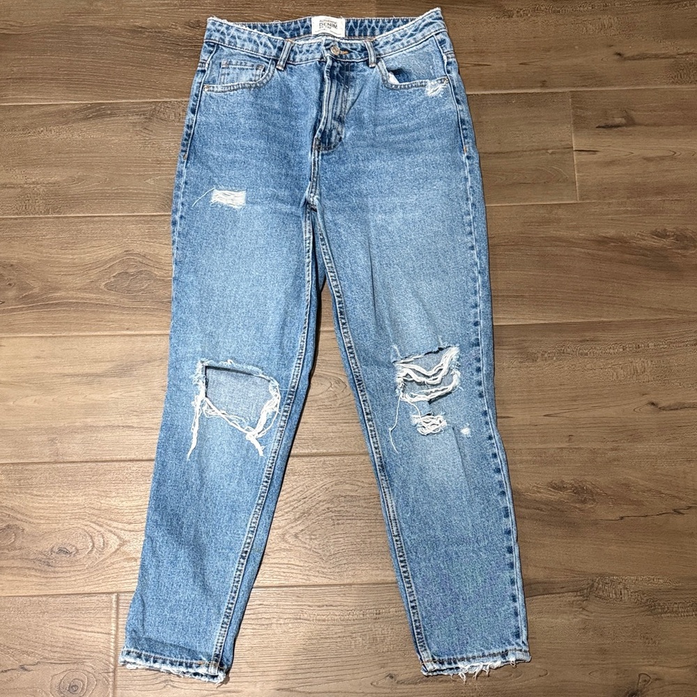 Zara Slim Fit Cropped Ripped Jean